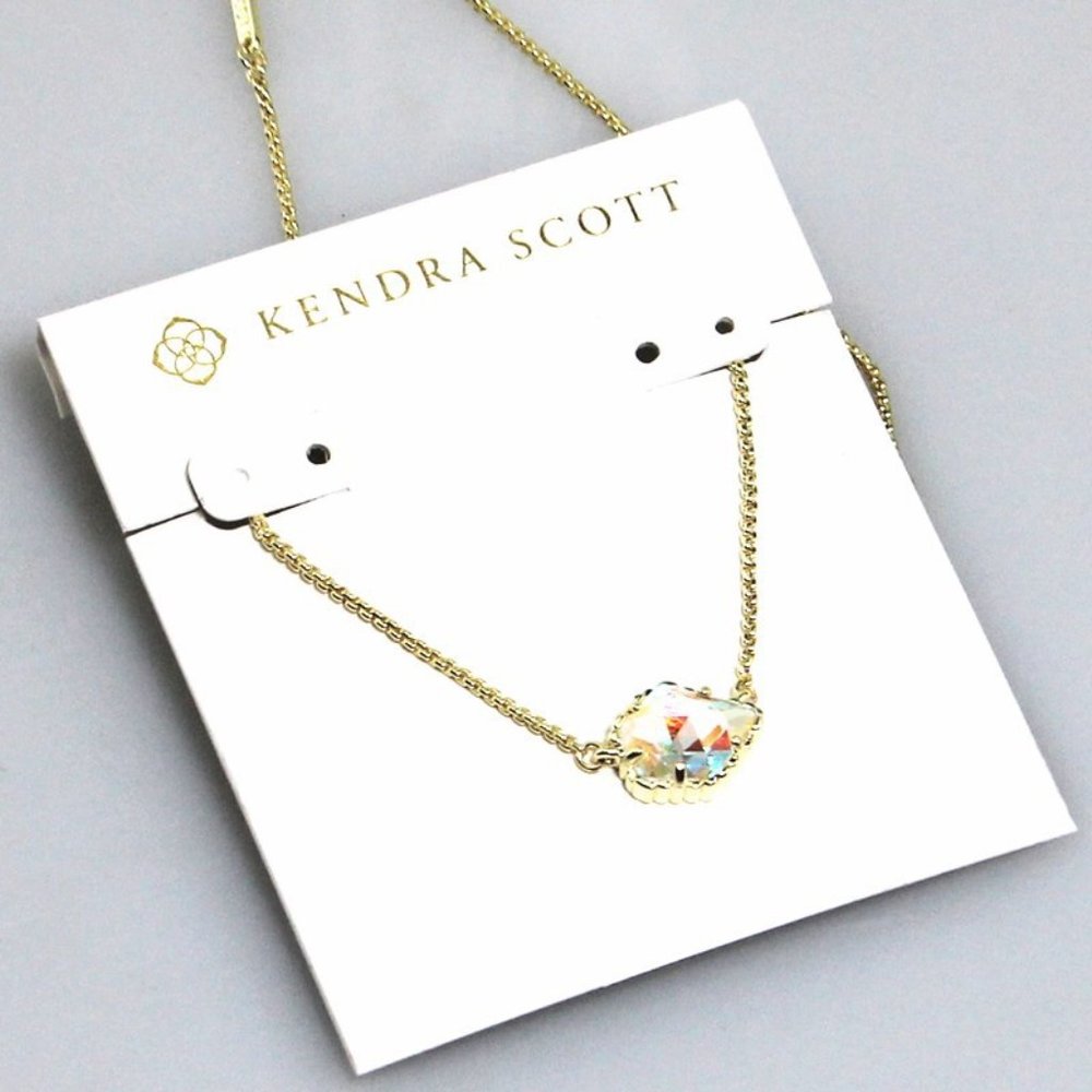 Kendra Scott Tess Pendant Necklace